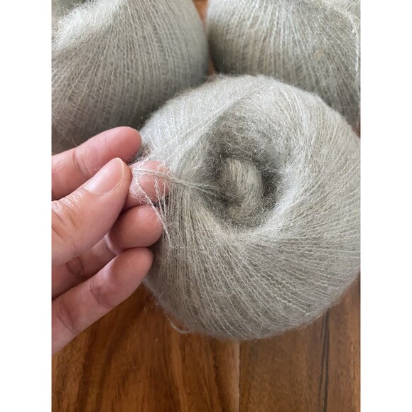 3 Skeins Kid Mohair Green 150g #409 - Picture 2 of 3